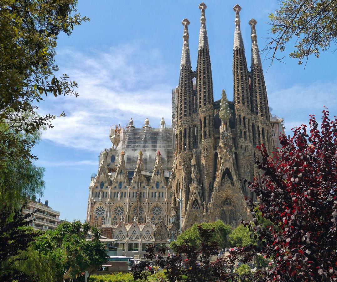 Muntanya - Apartment With Balcony Sagrada Familia Barcelona Ngoại thất bức ảnh