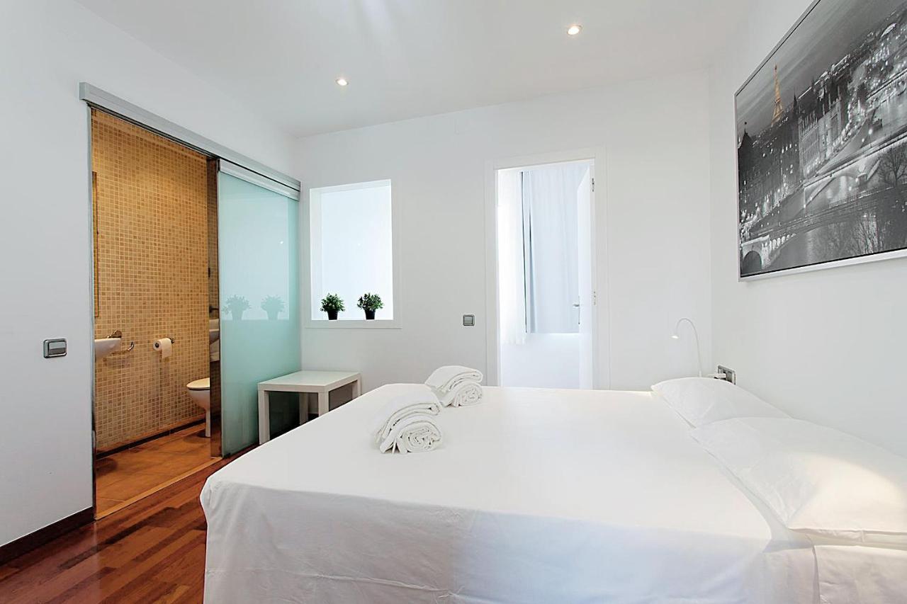 Muntanya - Apartment With Balcony Sagrada Familia Barcelona Ngoại thất bức ảnh