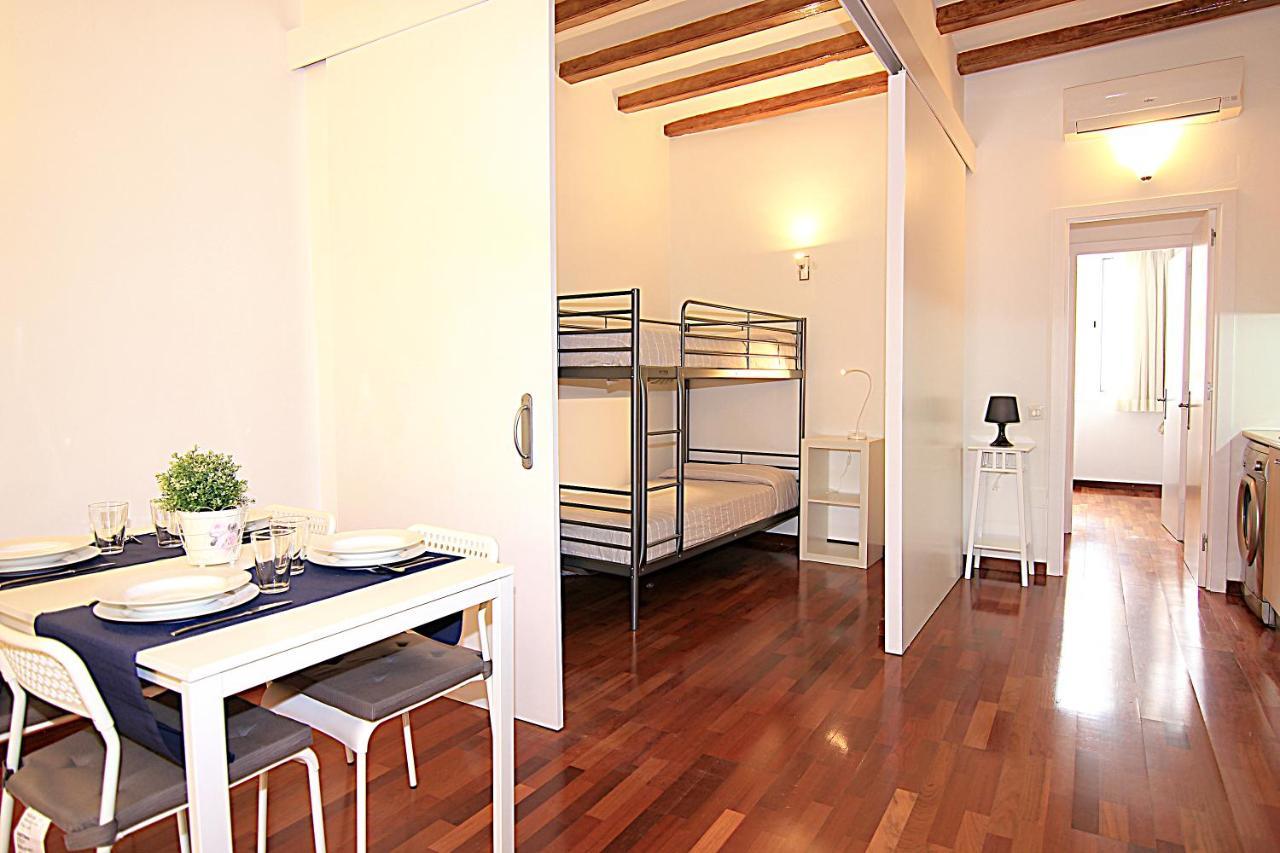 Muntanya - Apartment With Balcony Sagrada Familia Barcelona Ngoại thất bức ảnh