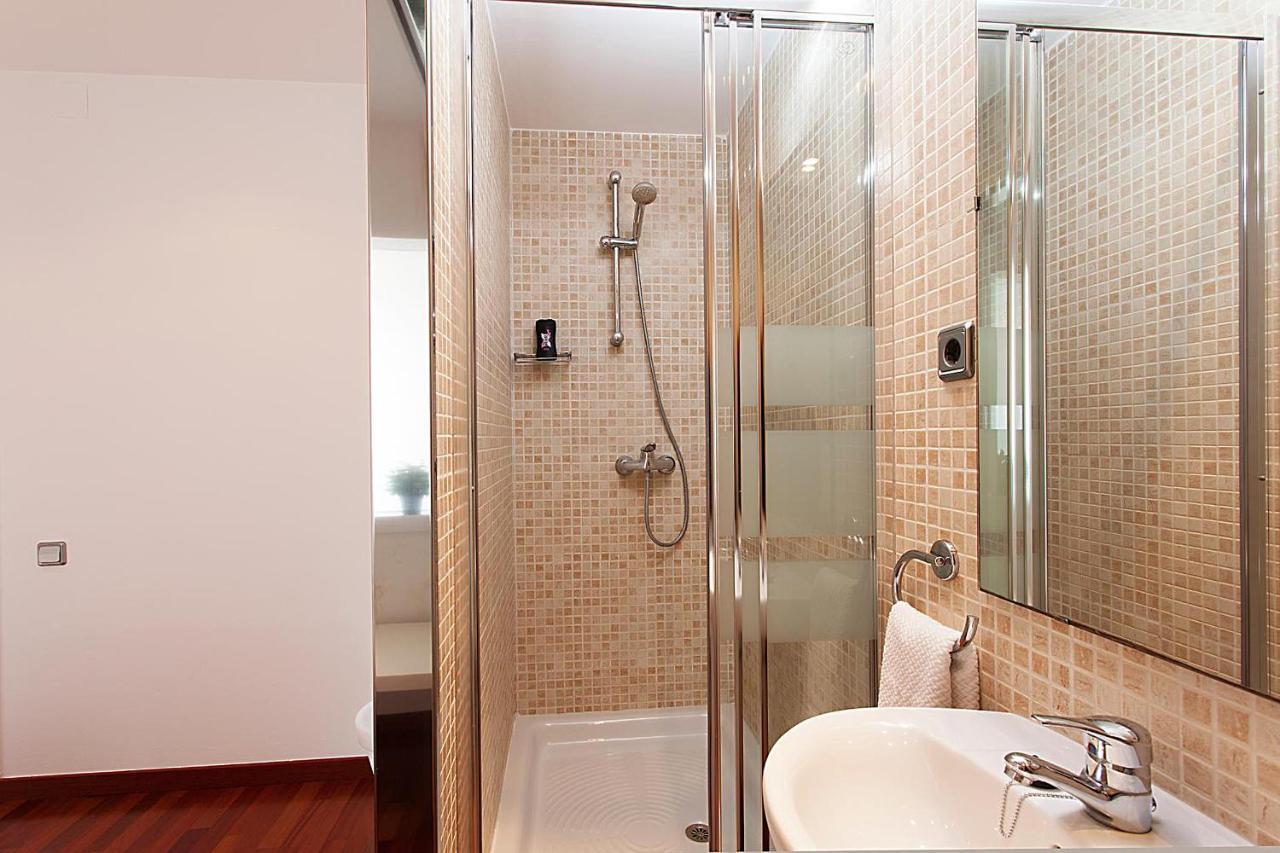 Muntanya - Apartments In Sagrada Familia Barcelona Ngoại thất bức ảnh