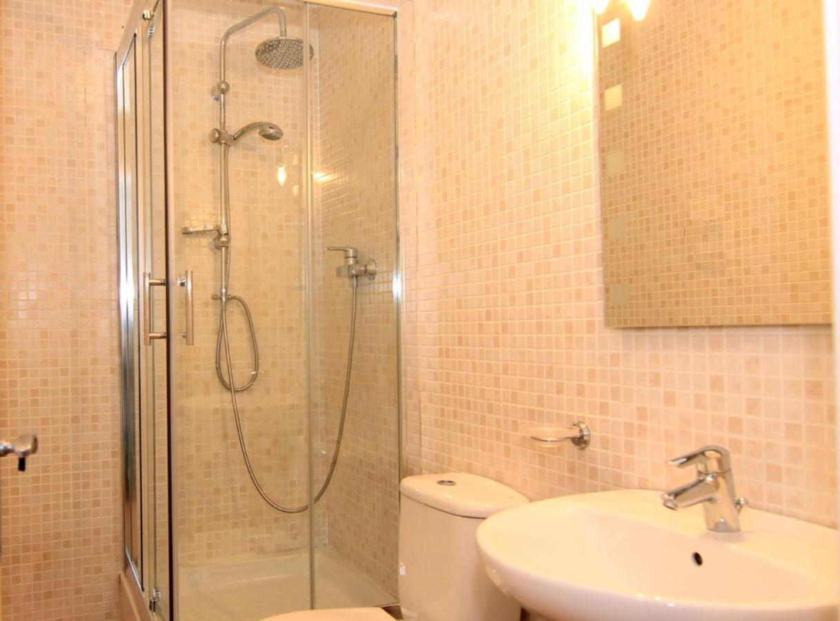 Muntanya - Apartments In Sagrada Familia Barcelona Ngoại thất bức ảnh